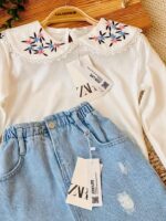 بلوز یقه گلدوزی و دامن جین